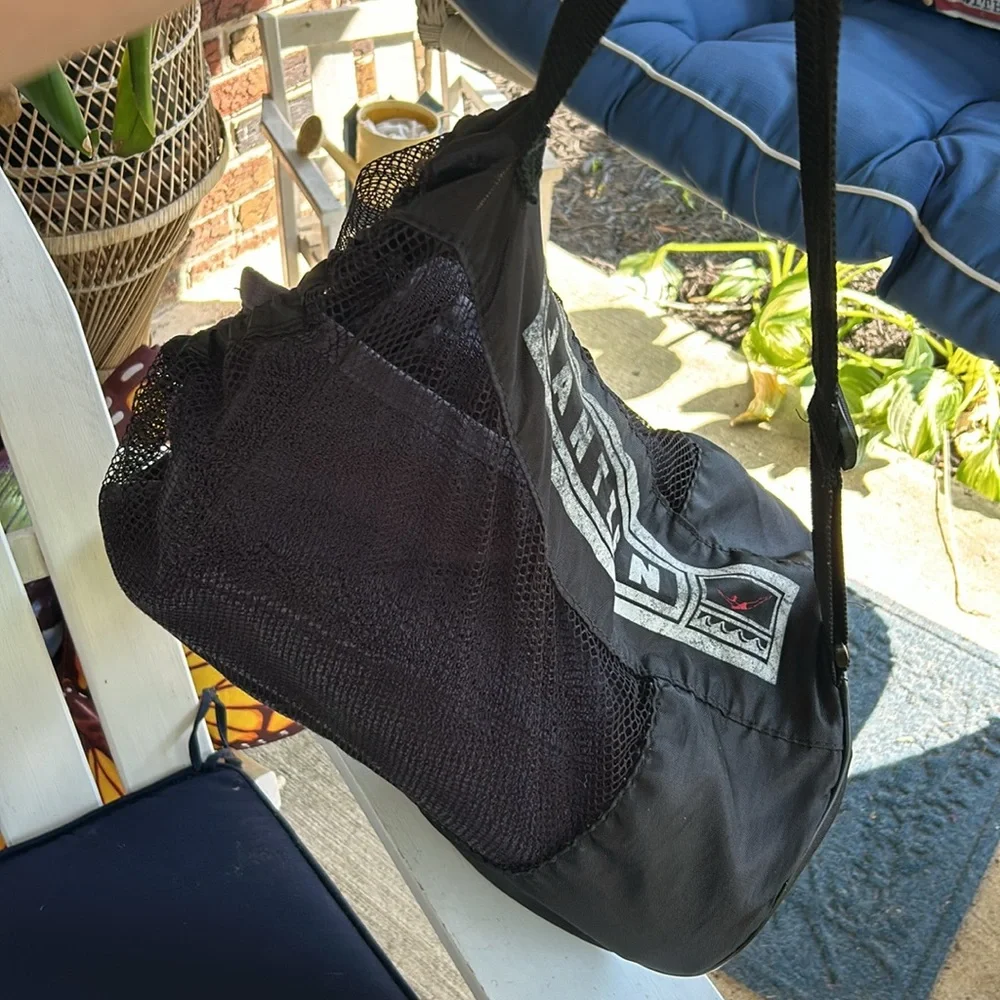 Vintage JANTZEN Duffle Bag Backpack UNISEX